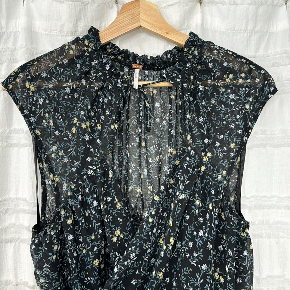 FREE PEOPLE BLACK FLORAL MA CHERIE CHIFFON TOP - Picture 4 of 6